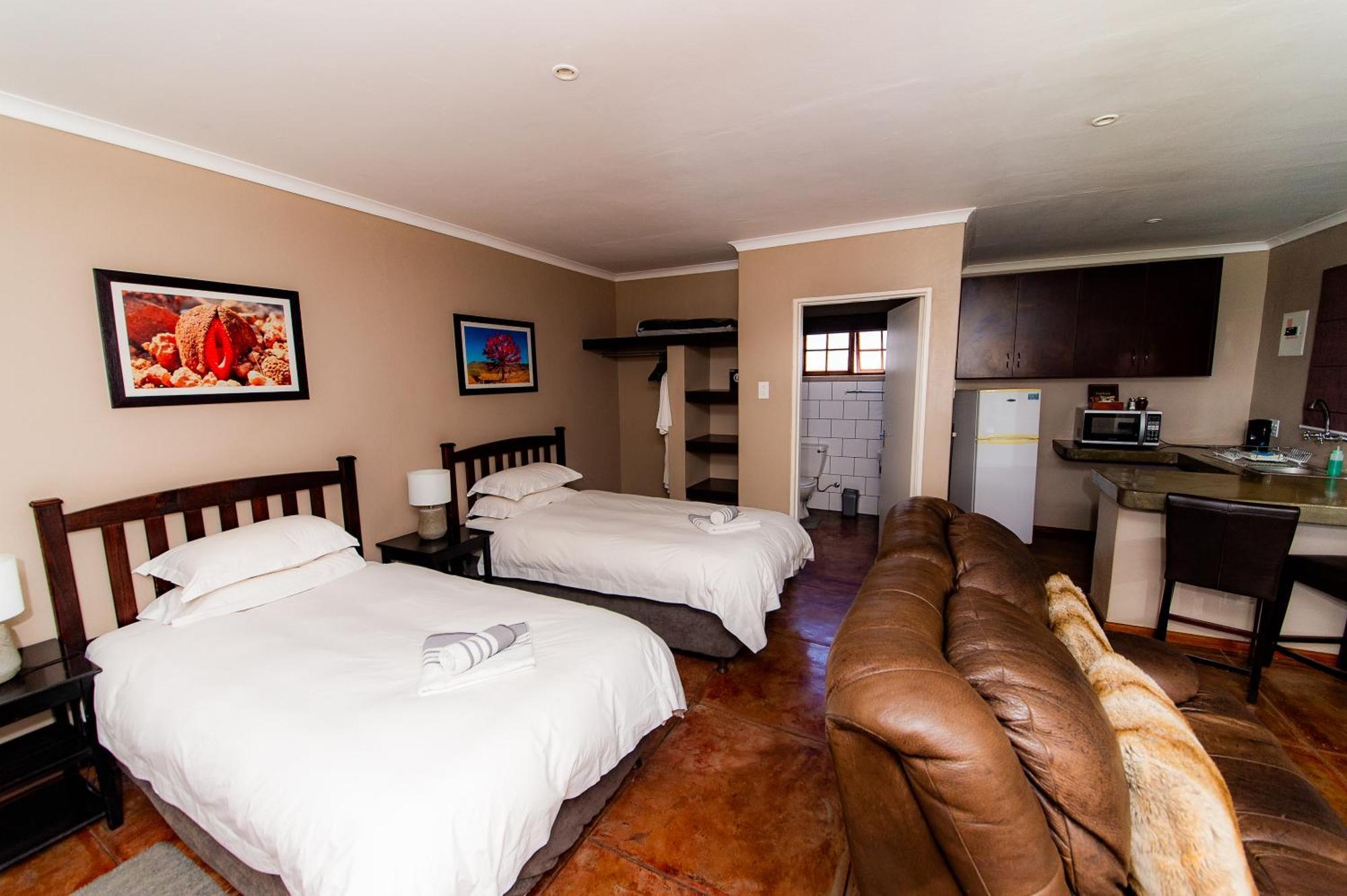 Kleinplasie Guesthouse สปริงบ็อค ภายนอก รูปภาพ